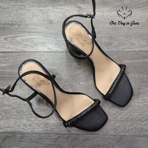 Badgley Mischka Ankle Strap Heels Size 5.5